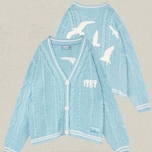 Taylor Swift 1989 Light Blue Cable Knit Cardigan